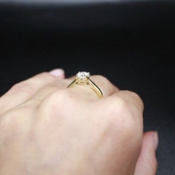 Cathedral Ring 1 Ct Round Moissanite Classic 4 Claws 18k Gold/Sterling Silver 9 - Picture 8 of 10